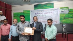 ঝিনাইদহে সাংবাদিক প্রশিক্ষণে প্রেস কাউন্সিল চেয়ারম্যান: সাংবাদিকদের বিভাজনই বড় বাধাঁ