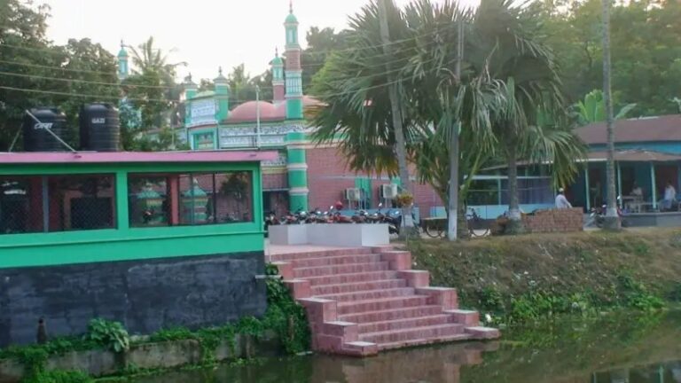 শৈলকুপার শাহী মসজিদ: এক রাতের রহস্যে মোড়ানো ইতিহাসের সাক্ষী