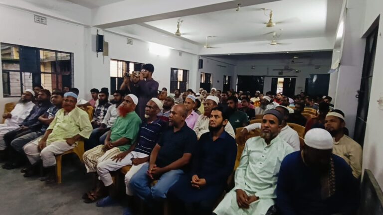 ঝিনাইদহে পরিবহন শ্রমিক ফেডারেশনের শ্রমিক সভা অনুষ্ঠিত