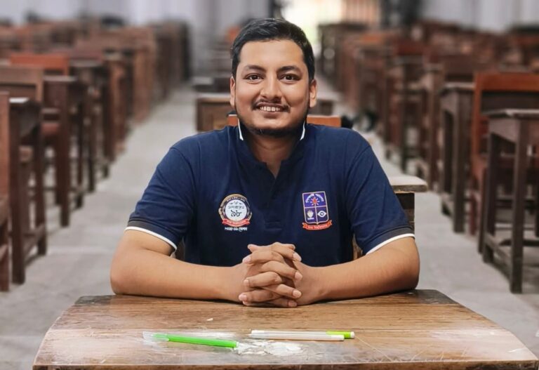 ফজলুল হক মুসলিম হলে ভিপি নির্বাচিত ঝিনাইদহের খন্দকার মোহা: আবু নাঈম