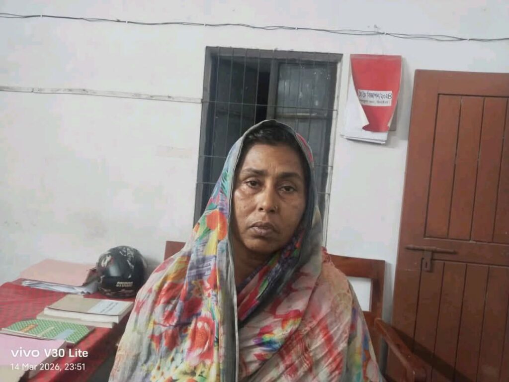 ঝিনাইদহে ১৫ পিস ইয়াবাসহ নারী মাদক ব্যবসায়ী আটক। 